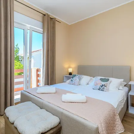 Appartement Andrija Palit
